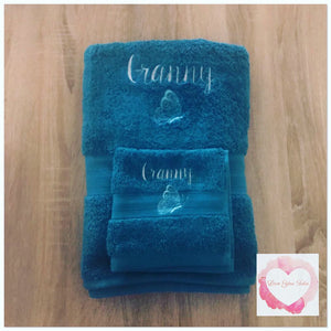 Embroidered personalised towel set with picture